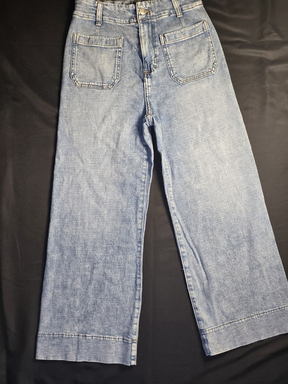 LC Lauren Conrad Super High Rise Wide Leg Patch Pocket Jeans Size 2